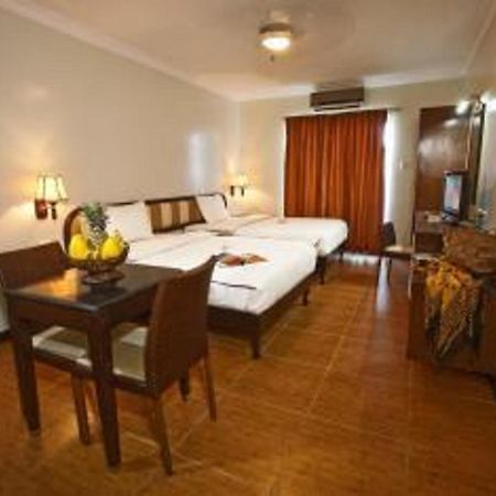 Egi Resort & Hotel Мактан Екстер'єр фото