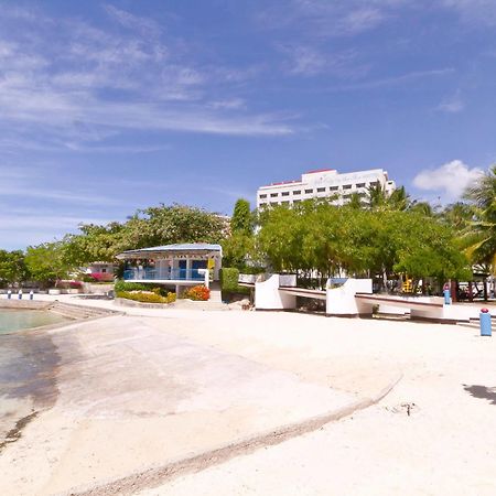 Egi Resort & Hotel Мактан Екстер'єр фото