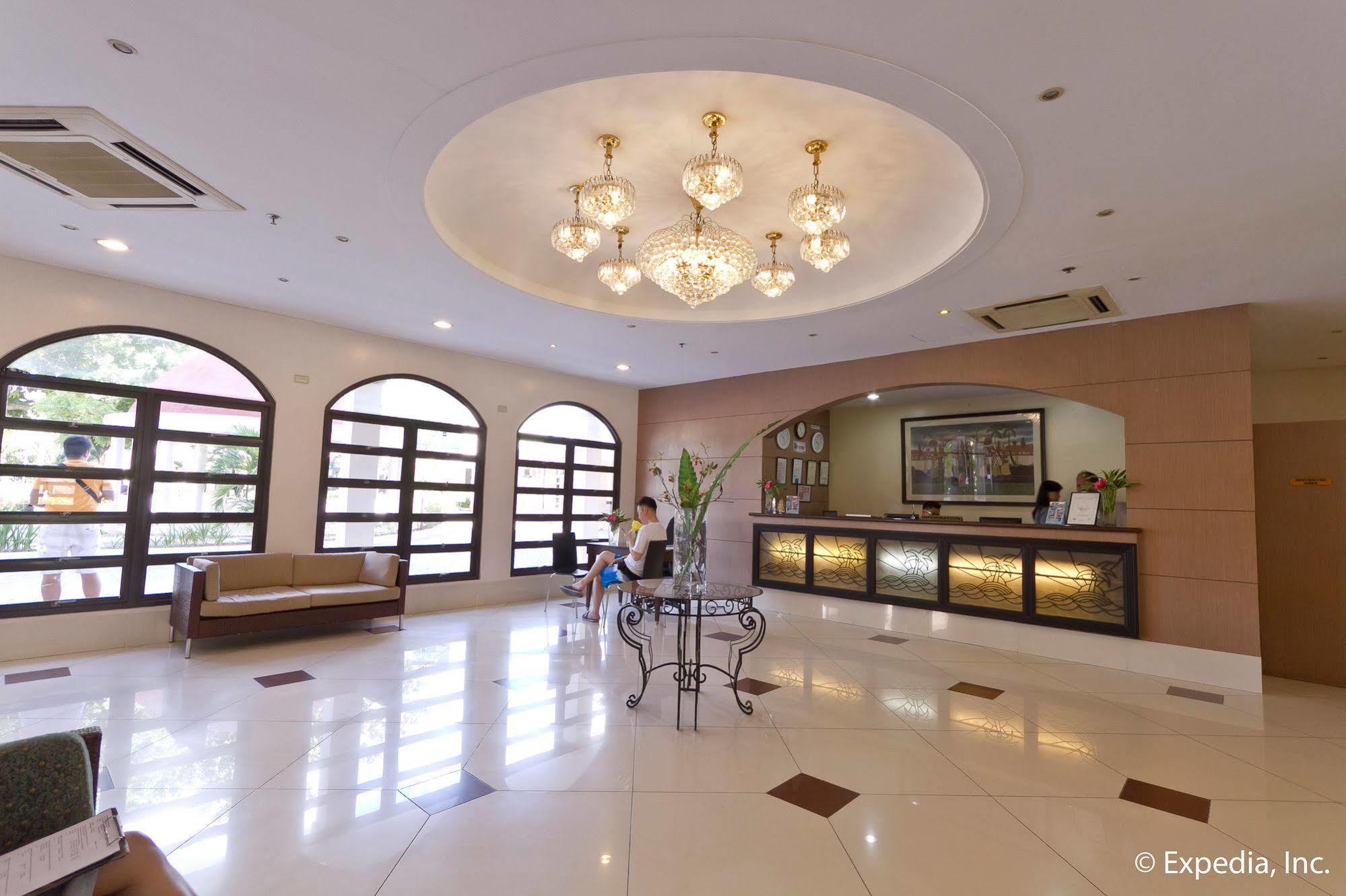 Egi Resort & Hotel Мактан Екстер'єр фото